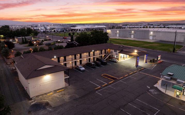 Pictures of Hospitality property located at 500 F St SW, Quincy, WA 98848 for sales - image #1