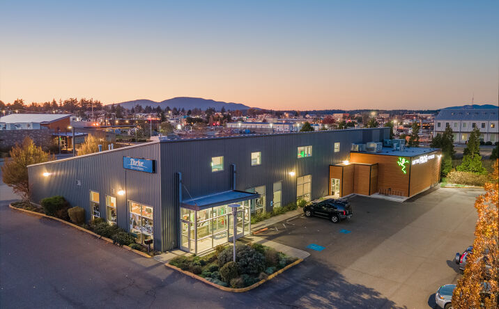 Pictures of Retail property located at 1609 R Avenue, Anacortes, WA 98221 for sales - image #1