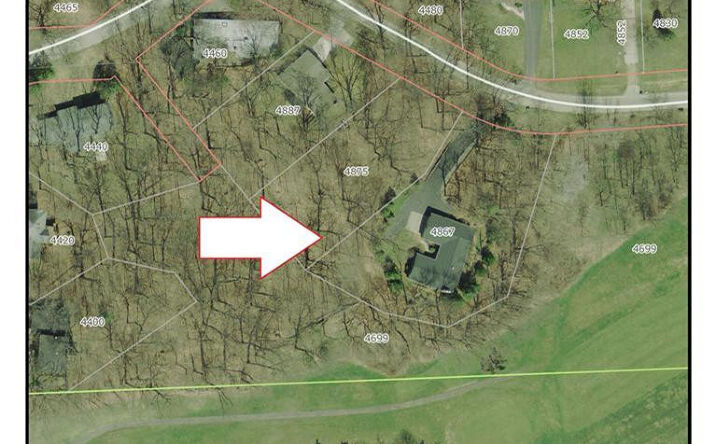 image of property at 4875 WHITMAN CIR Ann Arbor MI 48103-9774