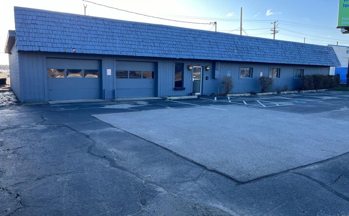 Pictures of Industrial, Retail, Office property located at 59 Ecorse Road, Ypsilanti, MI 48198 for sales - image #1