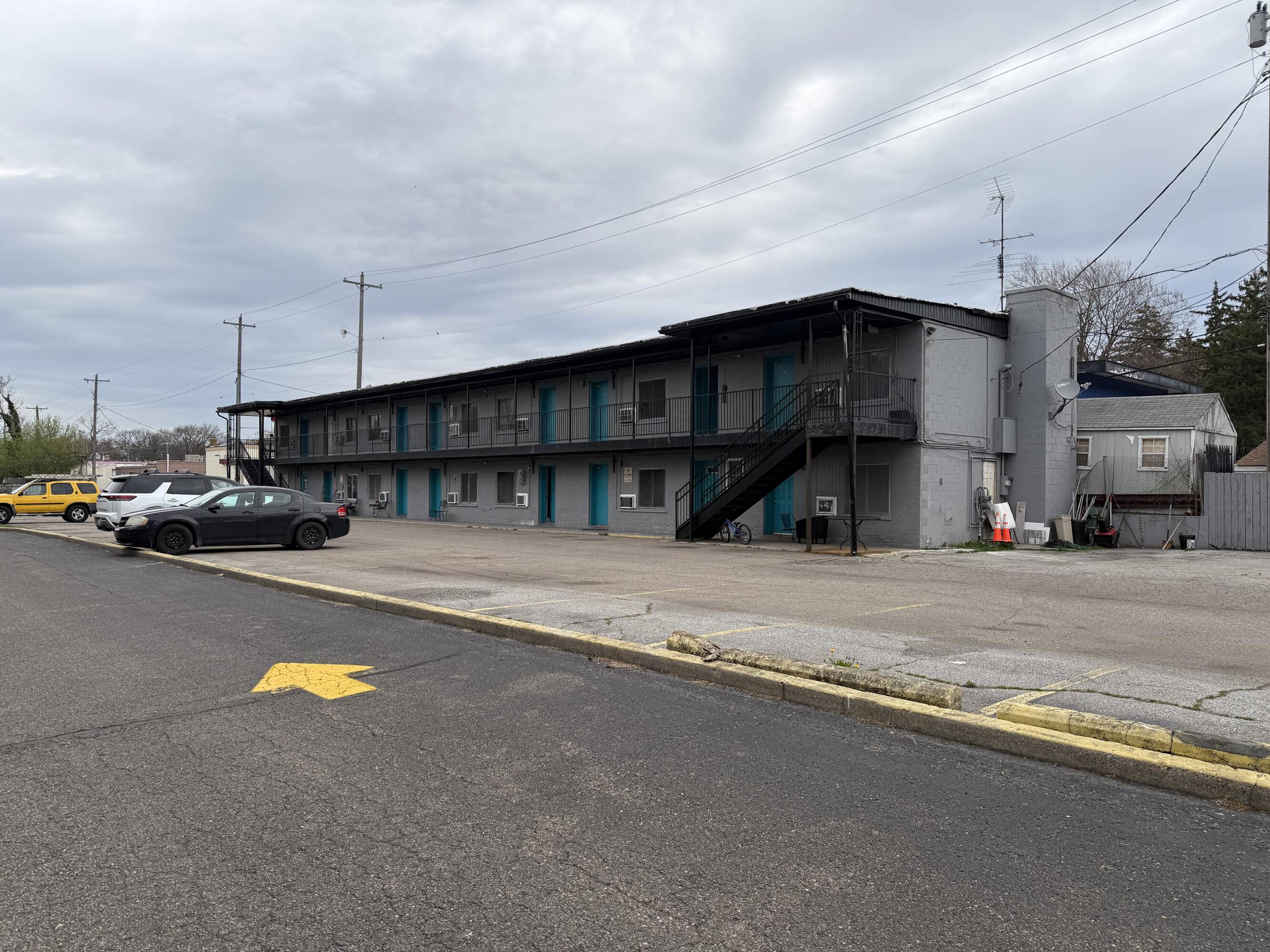 111 12 Mile Road, Royal Oak, MI 48073 | Crexi.com