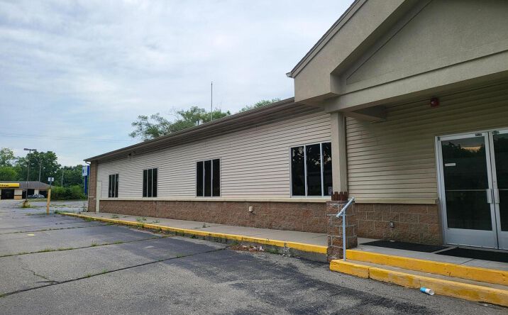 Pictures of Retail, Office, Industrial, Land, Special Purpose property located at 4138 Corunna Road, Flint, MI 48532 for sales - image #1