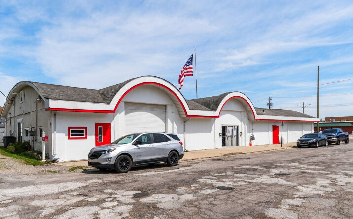 Pictures of Business for Sale, Retail, Office, Industrial property located at 510 Pine Street, Lapeer, MI 48446 for sales - image #1