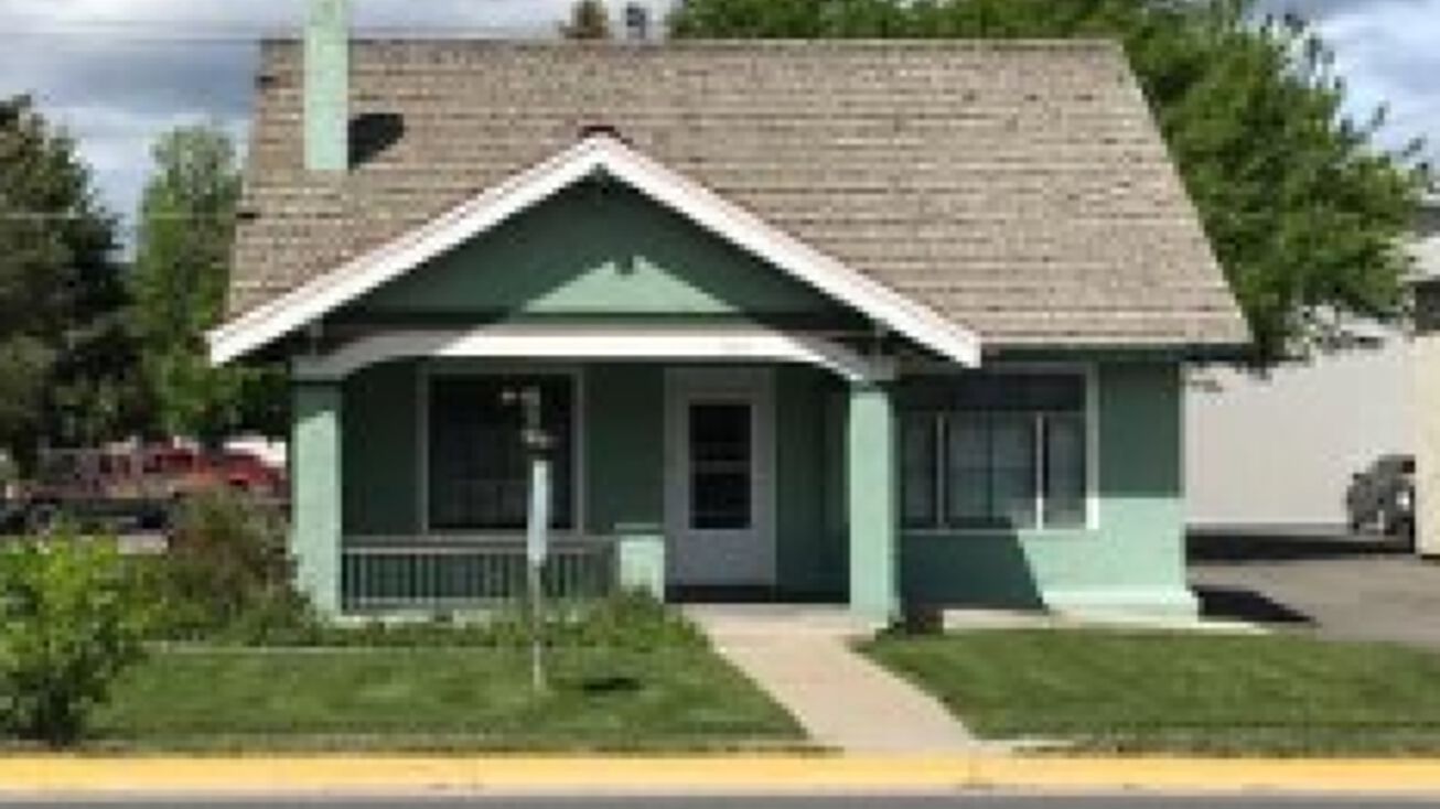 1002 N Benton Ave, Helena, MT 59601