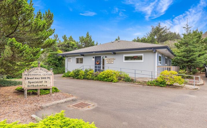Pictures of Office property located at 3784 SE High School Dr, Lincoln City, OR 97367 for sales - image #1