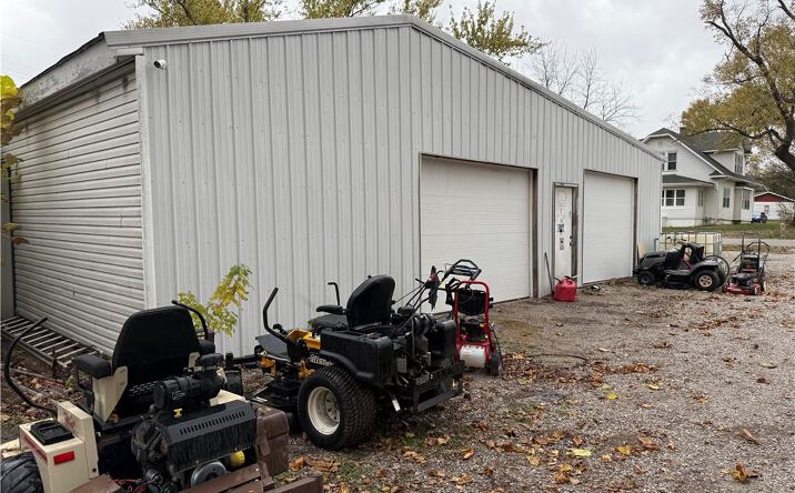 Pictures of Business for Sale, Industrial property located at 215 4th Street, Lawson, MO 64062 for sales - image #1