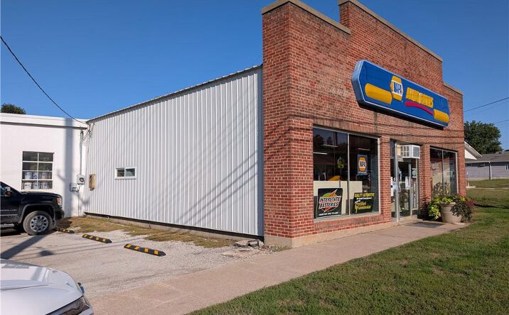 Pictures of Business for Sale, Retail property located at 506 S 10th Street, Tarkio, MO 64491 for sales - image #1