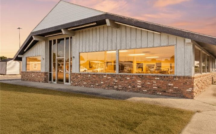 Pictures of Business for Sale property located at 1419 W Austin Boulevard, Nevada, MO 64772 for sales - image #1