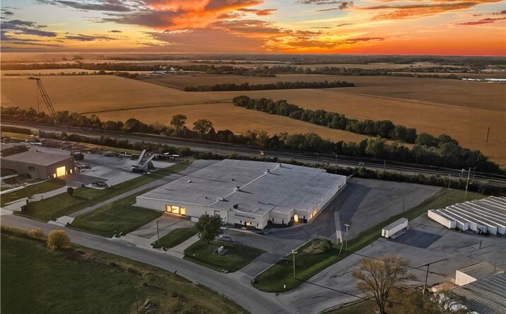 Pictures of Industrial property located at 1674 N Industial Street, Ottawa, KS 66067 for sales - image #1