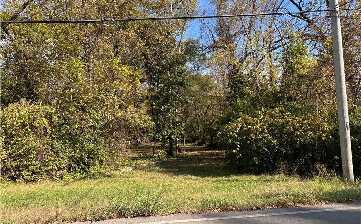 Pictures of Land property located at 4515 S Phelps Road, Independence, MO 64055 for sales - image #1