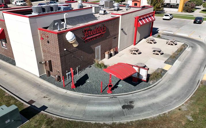 Pictures of Retail property located at 2653 45th St S, Fargo, ND 58104 for sales - image #1