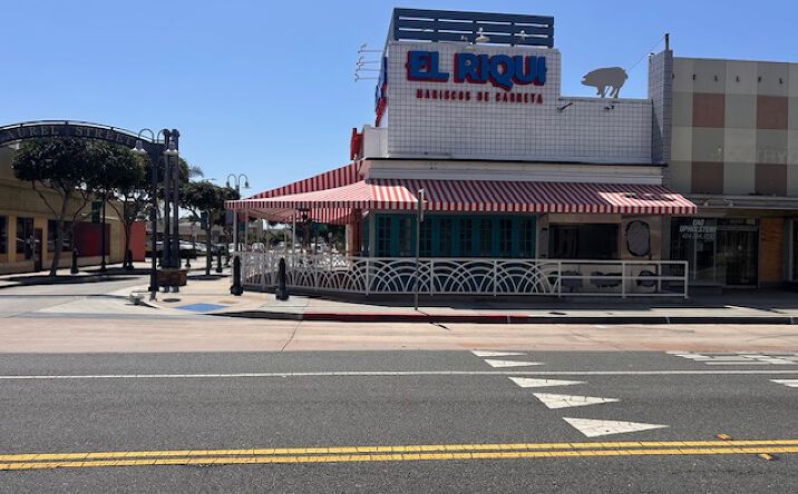 Pictures of Retail property located at 16641 Bellflower Blvd, Bellflower, CA 90706 for sales - image #1