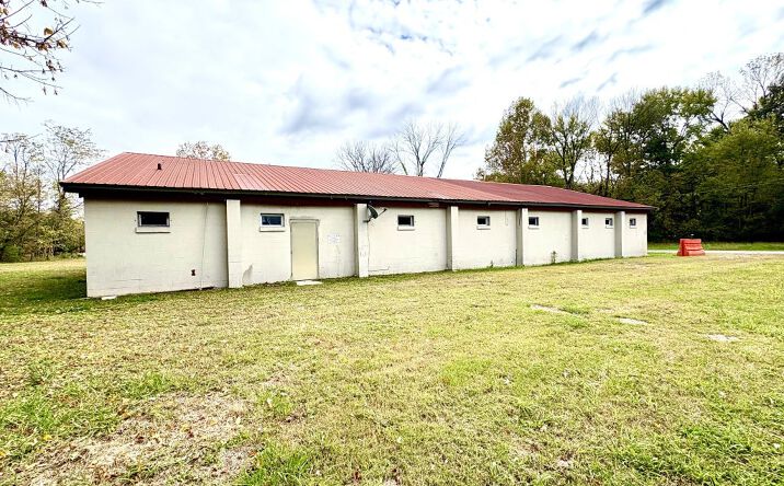 Pictures of Land property located at 510 Edlin St, Clarksville, TN 37043 for sales - image #1