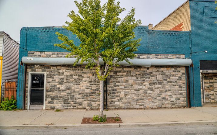 Pictures of Special Purpose property located at 2390 W Broad Street, Columbus, OH 43204 for sales - image #1