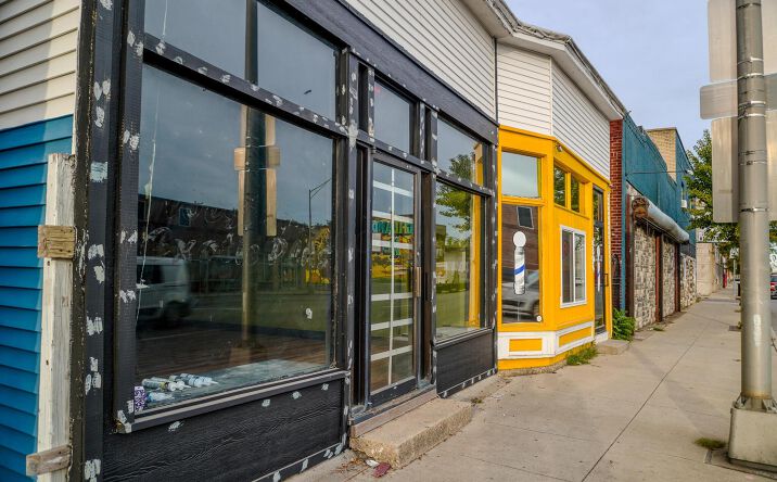 Pictures of Retail, Office property located at 2394 W Broad Street, Columbus, OH 43204 for sales - image #1