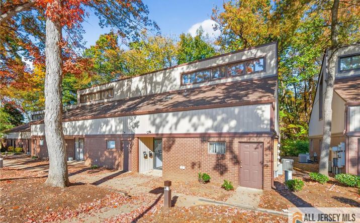 Pictures of Office property located at 6 Brunswick Woods Drive, East Brunswick, NJ 08816 for sales - image #1