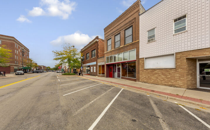 Pictures of Retail property located at 508 Central Ave N, Faribault, MN 55021 for sales - image #1