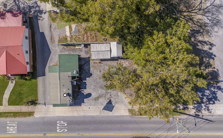 Pictures of Business for Sale, Mixed Use, Retail, Special Purpose property located at 809 N HAMILTON ST, DALTON, GA 30720 for sales - image #1