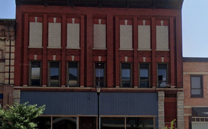 Pictures of Mixed Use, Multifamily, Office, Retail property located at 402 Dousman St, Green Bay, WI 54303 for sales - image #1