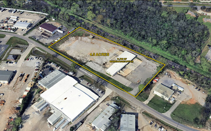 Pictures of Industrial property located at 3654 Industrial Parkway, Birmingham, AL 35217 for sales - image #1
