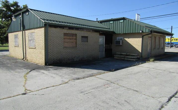 Pictures of Special Purpose property located at 000 Bus 60, Aurora, MO 65605 for sales - image #1