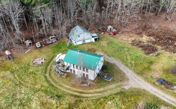 Pictures of Retail property located at 2443 Carmel Road N, Newburgh, ME 04444 for sales - image #1
