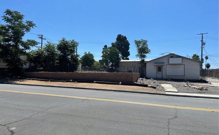 Pictures of Special Purpose property located at 622 Elm Avenue, Beaumont, CA 92223 for sales - image #1