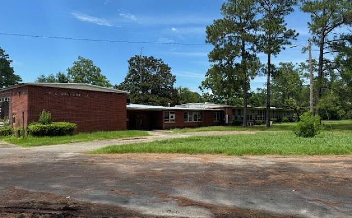 Pictures of Special Purpose property located at 201 Chatham Dr, Thomasville, GA 31792 for sales - image #1