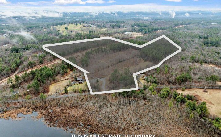 Pictures of Land property located at 105 Oak Hill Road, Concord, NH 03301 for sales - image #1