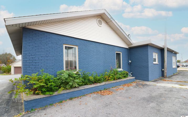 Pictures of Special Purpose property located at 3220 Lone Oak Road, Paducah, KY 42001 for sales - image #1