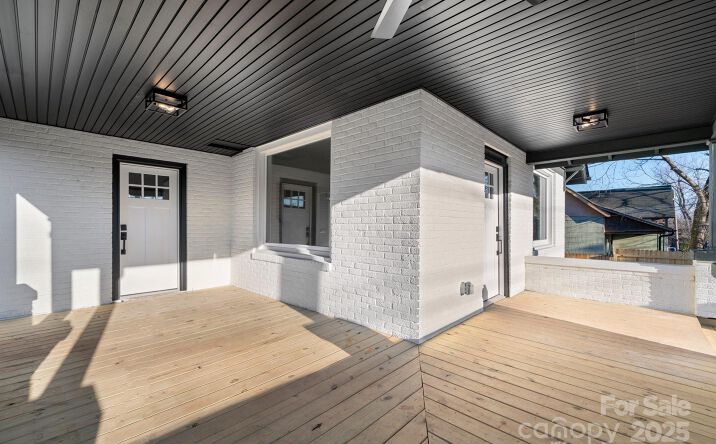 Pictures of Special Purpose property located at 49 8th Street Se, Hickory, NC 28602 for sales - image #1