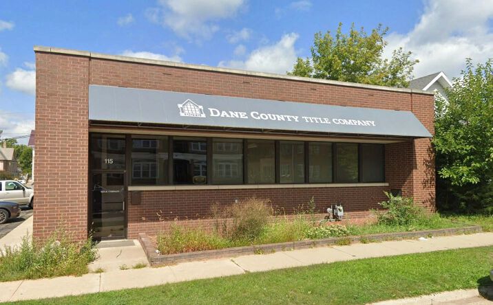 Pictures of Office, Special Purpose property located at 115 W Conant St, Portage, WI 53901 for sales - image #1