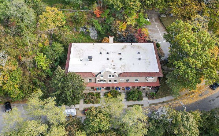Pictures of Multifamily property located at 1 Riverside Dr, Sleepy Hollow, NY 10591 for sales - image #1