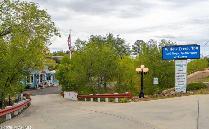 Pictures of Retail, Office property located at 2516 Willow Creek Road, Prescott, AZ 86301 for sales - image #1