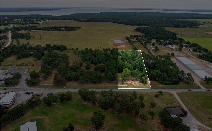 Pictures of Land property located at 3 Enos Road, Kingston, OK 73439 for sales - image #1
