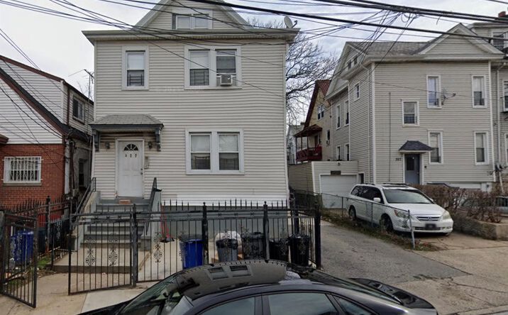 Pictures of Multifamily property located at 355 Mundy Lane, Mount Vernon, NY 10550 for sales - image #1
