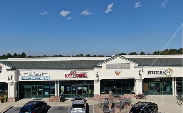Pictures of Retail property located at 86 Commerce Drive, Wyomissing, PA 19610 for sales - image #1