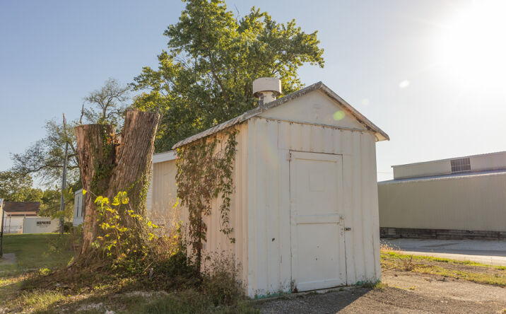 Pictures of Retail property located at 203 W Monroe St, Memphis, MO 63555 for sales - image #1