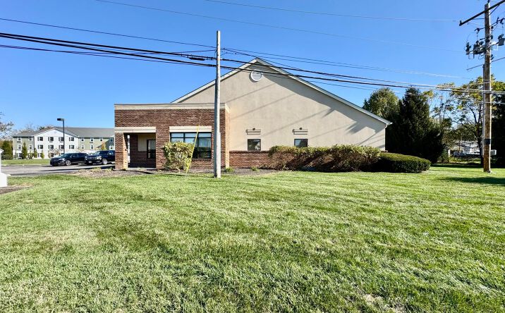 Pictures of Mixed Use, Office, Special Purpose property located at 5004 Hoover Road, Grove City, OH 43123 for sales - image #1