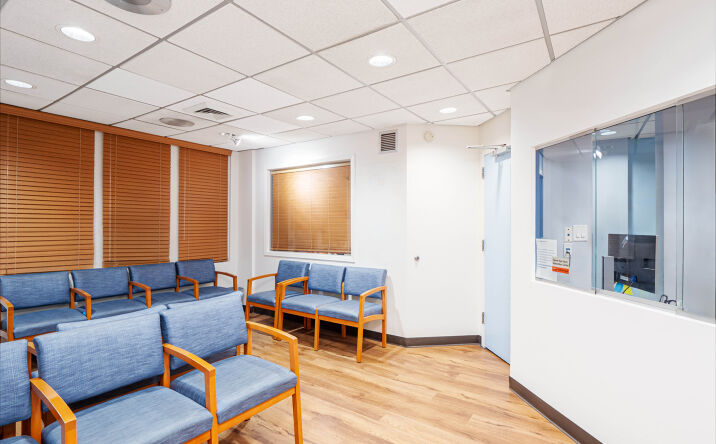 Pictures of Office property located at 157 E 72nd St, New York, NY 10021 for sales - image #1