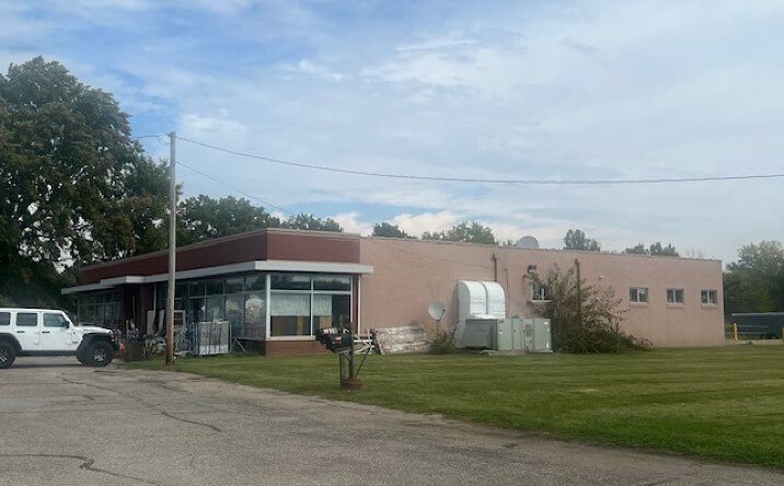 Pictures of Mixed Use property located at 7628 Michigan Rd, Plymouth, IN 46563 for sales - image #1