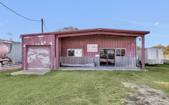 Pictures of Industrial, Mixed Use property located at 6821 Bailey Street, Shiro, TX 77876 for sales - image #1