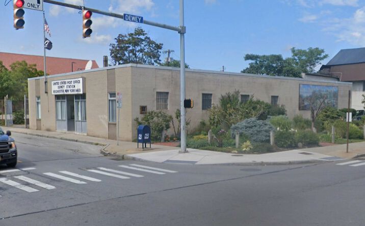 Pictures of Retail property located at 376 Lexington Ave, Rochester, NY 14613 for sales - image #1
