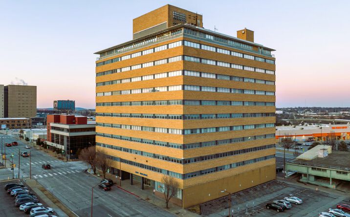 Pictures of Office property located at 907 S Detroit Ave, Tulsa, OK 74120 for sales - image #1