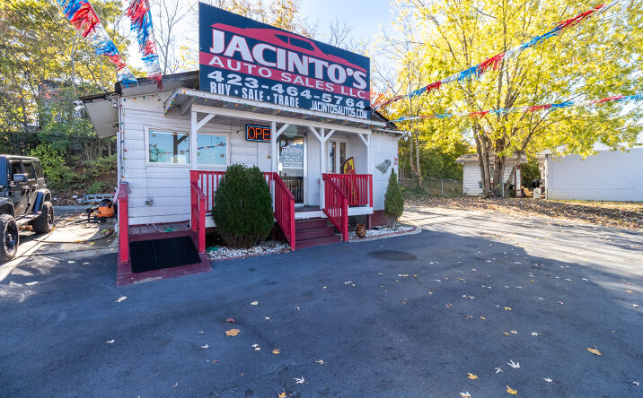 Pictures of Mixed Use property located at 402 Inman St E, Cleveland, TN 37311 for sales - image #1