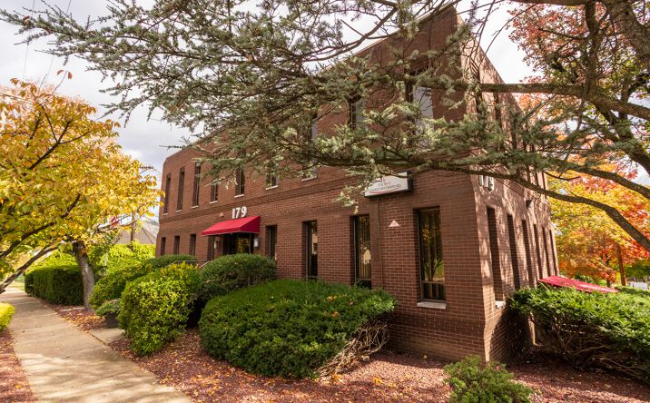 Pictures of Office property located at 179 S Maple Ave, Ridgewood, NJ 07450 for sales - image #1