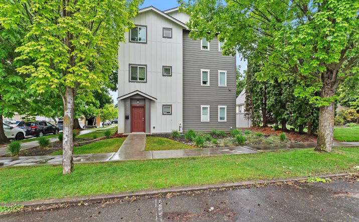 Pictures of Multifamily property located at 930 E Sharp Avenue, Spokane, WA 99202 for sales - image #1