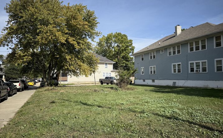 Pictures of Land property located at 2002 E Washington Street, Indianapolis, IN 46201 for sales - image #1