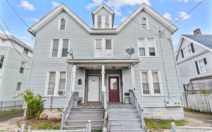 Pictures of Multifamily property located at 39 Jane St, Bridgeport, CT 06608 for sales - image #1