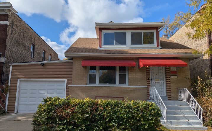Pictures of Multifamily property located at 8952 S Aberdeen Street, Chicago, IL 60620 for sales - image #1